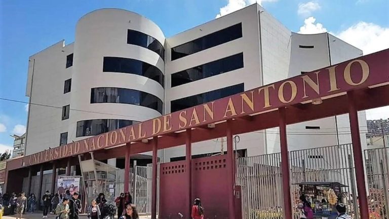 Universidad Nacional de San Antonio Abad